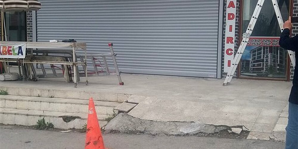 Gölbaşı Otomatik Kepenk ve Kapı Sistemleri | Güvenli Çözümler | Akçay2 Otomatik Kepenk Sistemleri